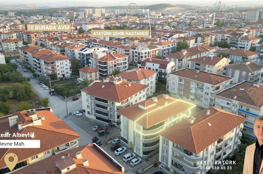 Century 21 Bal'dan Plevne Mahallesinde Satılık 3+1 Daire