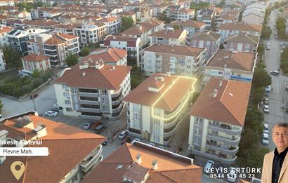 Century 21 Bal'dan Plevne Mahallesinde Satılık 3+1 Daire