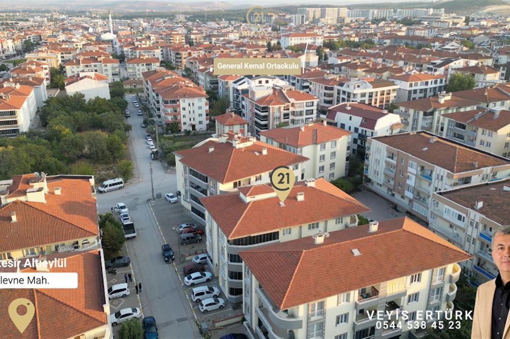 Century 21 Bal'dan Plevne Mahallesinde Satılık 3+1 Daire