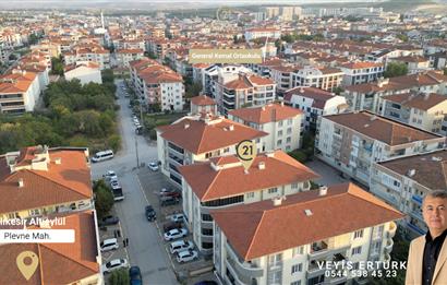 Century 21 Bal'dan Plevne Mahallesinde Satılık 3+1 Daire