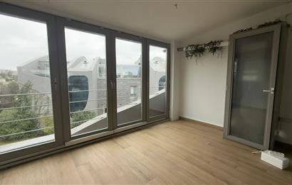 Parkone Sitesinde Manzaralı Satılık Çatı Dubleks