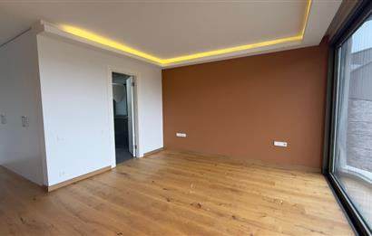 Parkone Sitesinde Manzaralı Satılık Çatı Dubleks