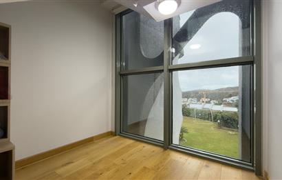 Parkone Sitesinde Manzaralı Satılık Çatı Dubleks