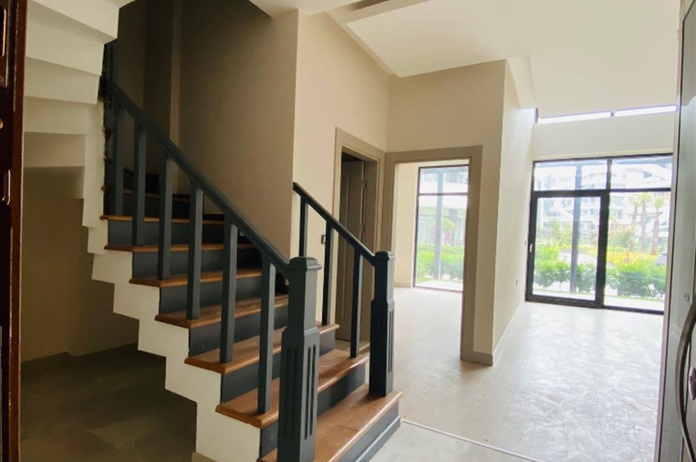 C21 PROJECT'DEN KARTEPE ZERAY ANATOLİA'DA 3+1 LOFT BAHÇE KATI