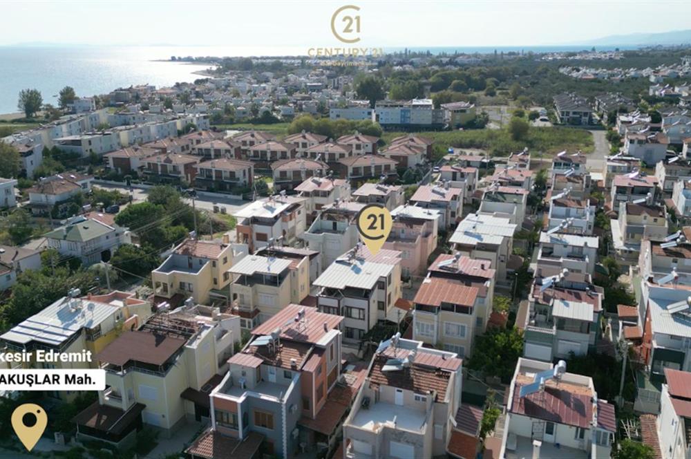 CENTURY21 BAL'DAN ALTINOLUK GÜRE TAHTAKUŞLAR'DA SATILIK YAZLIK