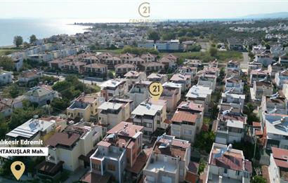 CENTURY21 BAL'DAN ALTINOLUK GÜRE TAHTAKUŞLAR'DA SATILIK YAZLIK