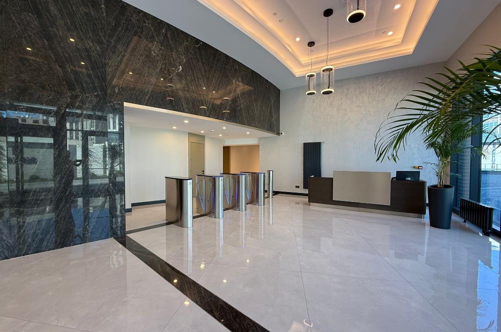 FİNANSŞEHİR ALİZE TOWER’DA ÖZEL MUTFAK VE WC’Lİ OFİS