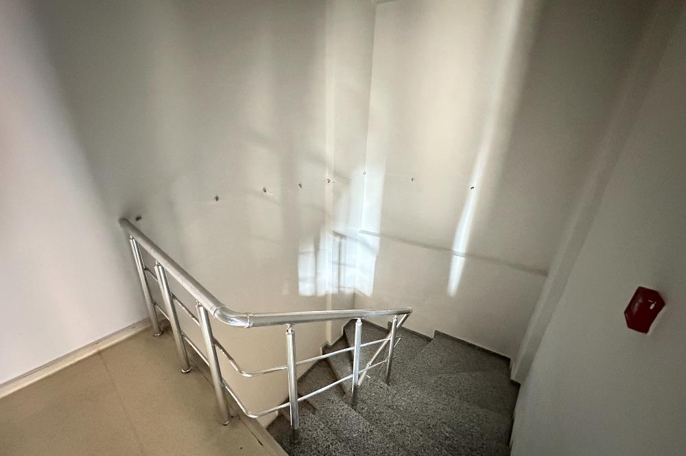 ÜMRANİYE SOYAK YENİŞEHİRDE 165m2 TABELA DEĞERİ YÜKSEK OFİS KATI