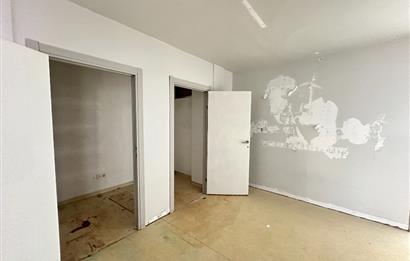 ÜMRANİYE SOYAK YENİŞEHİRDE 165m2 TABELA DEĞERİ YÜKSEK OFİS KATI