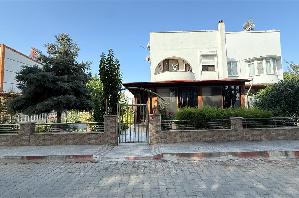 C21 BAL'DAN BURHANİYE İMKO SİTESİ MÜSTAKİL SATILIK VİLLA