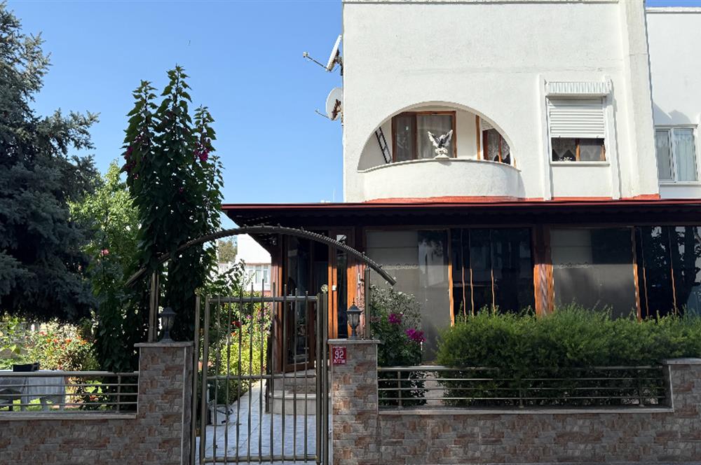 C21 BAL'DAN BURHANİYE İMKO SİTESİ MÜSTAKİL SATILIK VİLLA