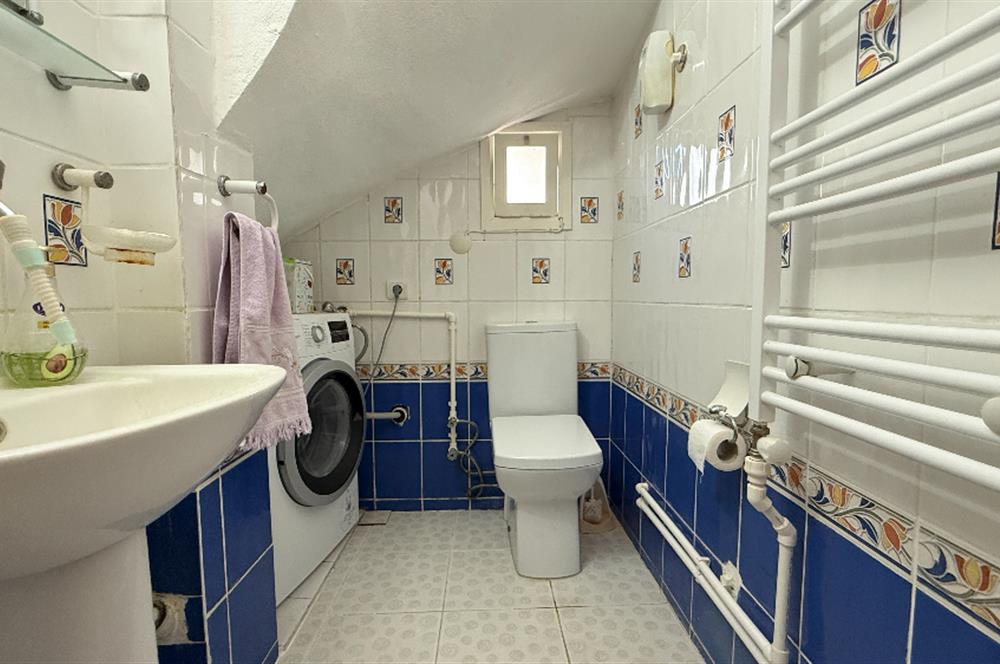 C21 BAL'DAN BURHANİYE İMKO SİTESİ MÜSTAKİL SATILIK VİLLA