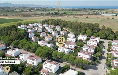 C21 BAL'DAN BURHANİYE İMKO SİTESİ MÜSTAKİL SATILIK VİLLA