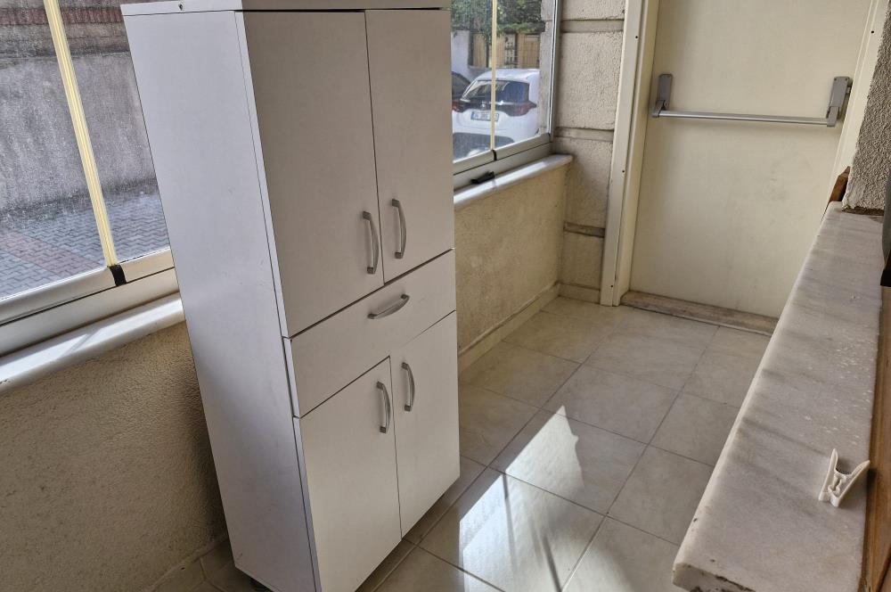 ŞERİFALİ İNCİPARK EVLERİ'NDE KULLANIŞLI FERAH 2+1 DAİRE