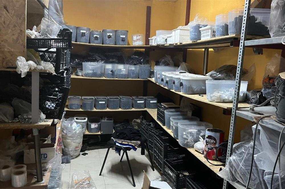 CENTURY21 BAL'DAN EDREMİT ÇEVRE YOLU ÜZERİNDE SATILIK DÜKKAN