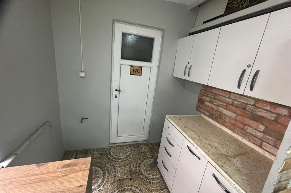 C21 BAL'DAN KASAPLAR MAH.ANAFARTALAR CAD.ÜSTÜ SATILIK İŞYERİ 2+1