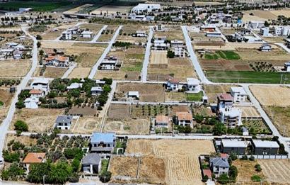Villa / Konut İmarlı Satılık 500 m2 arsa