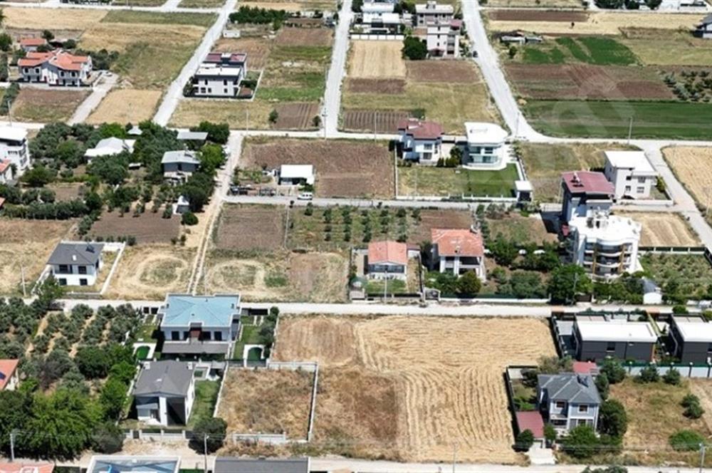 Villa / Konut İmarlı Satılık 500 m2 arsa