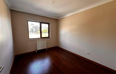 BEYTEPE BULVAR ÜSTÜ GÜLPARK APT ARAKAT 4+1 KİRALIK DAİRE