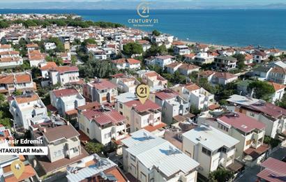 CENTURY21 BAL'DAN ALTINOLUK GÜRE TAHTAKUŞLAR'DA SATILIK YAZLIK