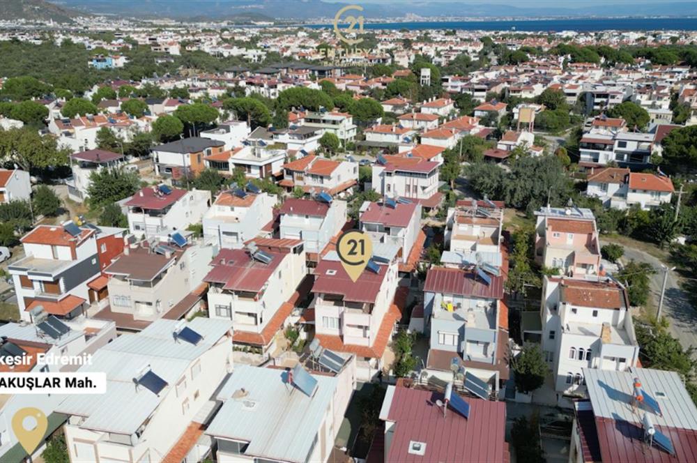 CENTURY21 BAL'DAN ALTINOLUK GÜRE TAHTAKUŞLAR'DA SATILIK YAZLIK