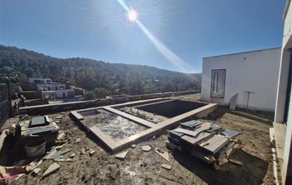 Bodrum Yalıçiftlik' te Satılık Havuzlu Müstakil Villa