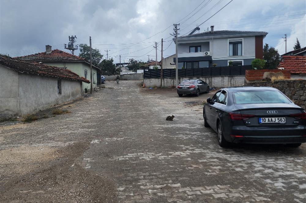 C21 BAL DAN KÖTEYLİ KÖYÜNDE KİRALIK MÜSTAKİL EV
