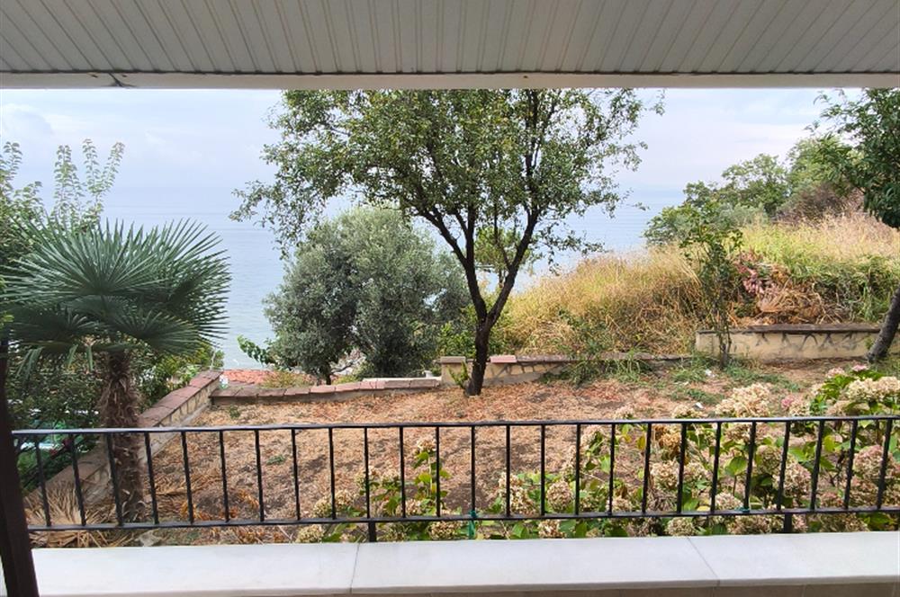 C21NEXAR'DAN YALOVA ÇINARCIK SÜMER SİTESİ'NDE SATILIK İKİZ VİLLA