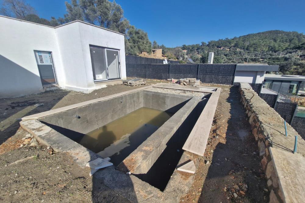 Bodrum Yalıçiftlik' te Satılık Havuzlu Müstakil Villa