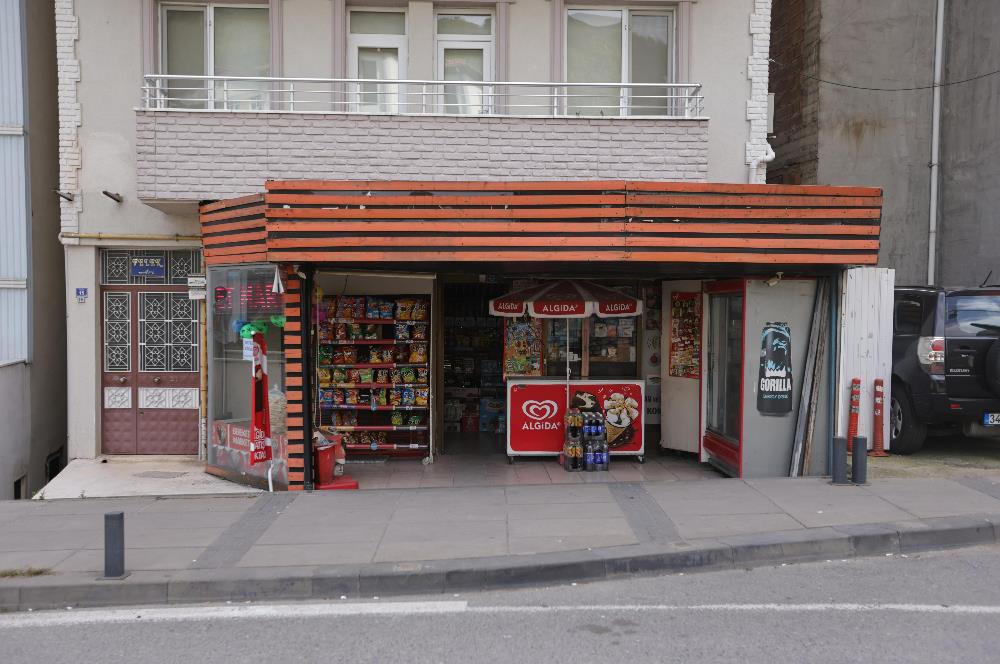 CENTURY 21'DEN SELİMİYE MAHALLESİNDE DEVREN KİRALIK MARKET..