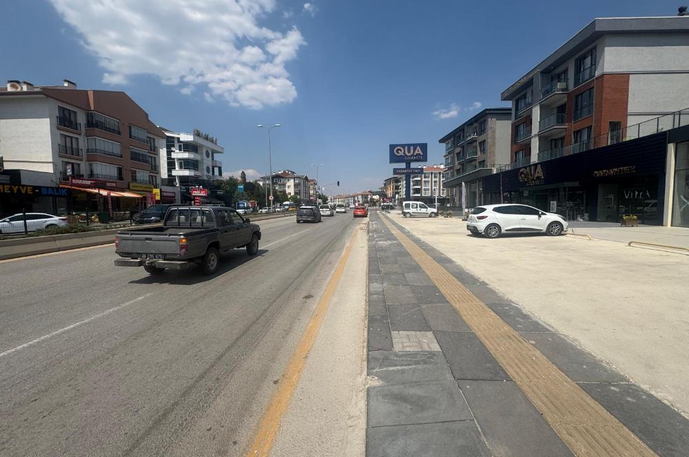 GÖLBAŞI HAYMANA BULVARI’NDA FULL YAPILI, MODERN 250 M² KİRALIK DÜKKAN – HEMEN FAALİYETE UYGUN!
