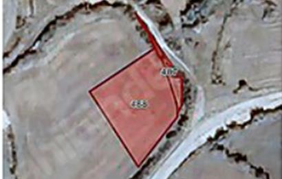 ÇAMKÖY'DE KÖY İÇİ 782 M2 İMARLI ARSA