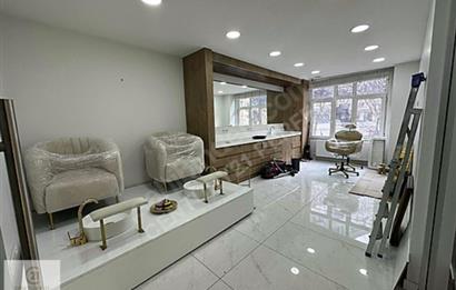 MODA CADDESİ ÜZERİ HARİKA KONUMDA SATILIK OFİS 250 M2
