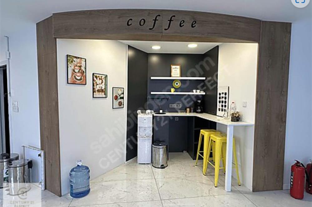 MODA CADDESİ ÜZERİ HARİKA KONUMDA SATILIK OFİS 250 M2