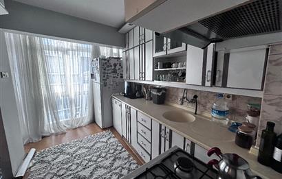 İzmir Karşıyaka Bostanlı Mahallesinde Satılık 2+1 Daire