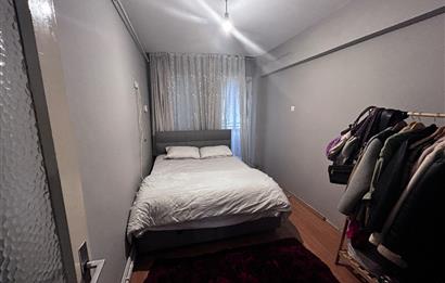 İzmir Karşıyaka Bostanlı Mahallesinde Satılık 2+1 Daire