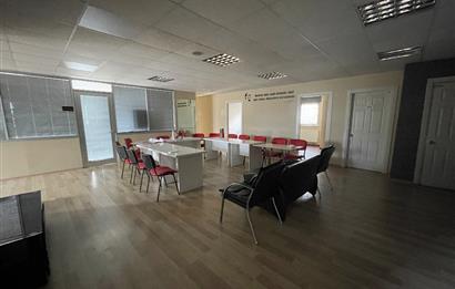 BAĞDAT CADDESİ’NDE 230 m2 NET PLAZA KATI