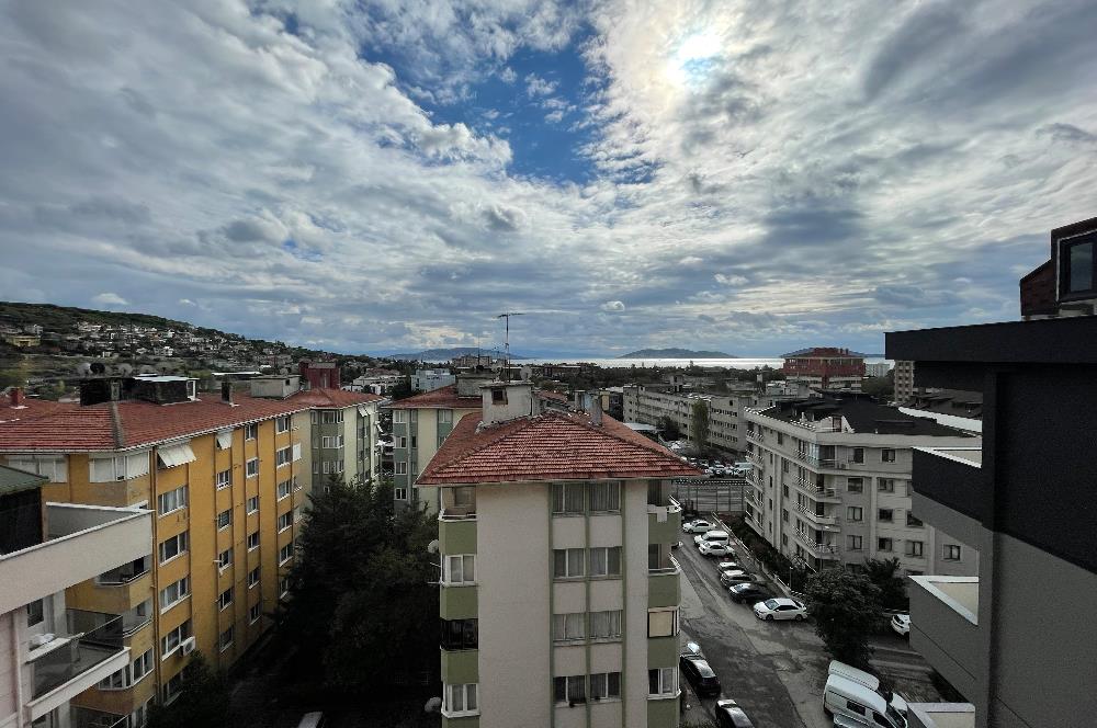 BAĞDAT CADDESİ’NDE 230 m2 NET PLAZA KATI