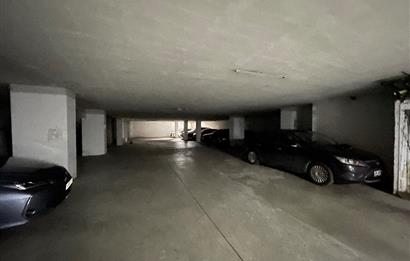 BAĞDAT CADDESİ’NDE 230 m2 NET PLAZA KATI