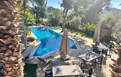 Panoramik Deniz Ve Doğa Manzaralı Havuzlu Sitede 3+1 Satılık Daire