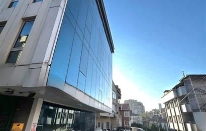 ATAŞEHİR/KAYIŞDAĞINDA TOPLU ULAŞIMA YAKIN, FIRSAT 7 KATLI PLAZA