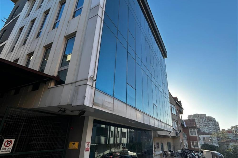 ATAŞEHİR/KAYIŞDAĞINDA TOPLU ULAŞIMA YAKIN, FIRSAT 7 KATLI PLAZA
