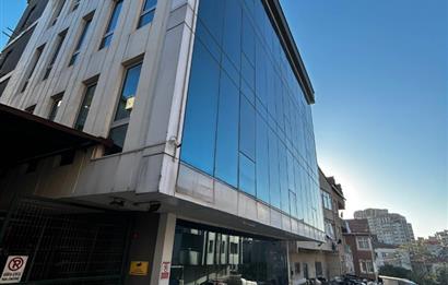 ATAŞEHİR/KAYIŞDAĞINDA TOPLU ULAŞIMA YAKIN, FIRSAT 7 KATLI PLAZA