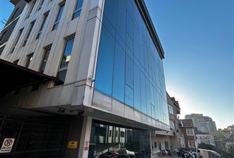 ATAŞEHİR/KAYIŞDAĞINDA TOPLU ULAŞIMA YAKIN, FIRSAT 7 KATLI PLAZA