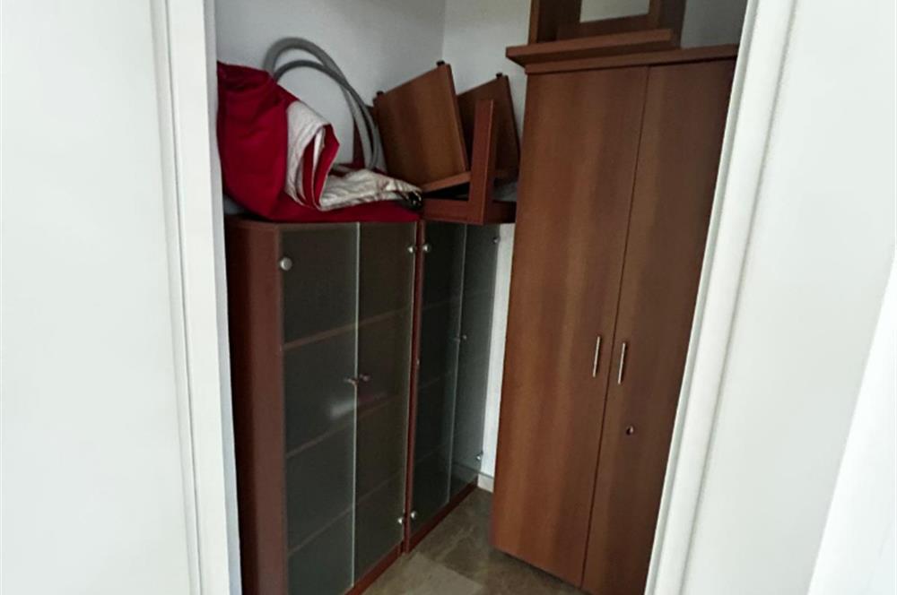 ATAŞEHİR/KAYIŞDAĞINDA TOPLU ULAŞIMA YAKIN, FIRSAT 7 KATLI PLAZA