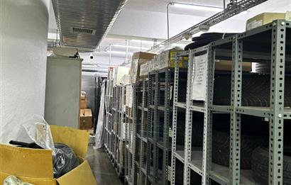 ATAŞEHİR/KAYIŞDAĞINDA TOPLU ULAŞIMA YAKIN, FIRSAT 7 KATLI PLAZA