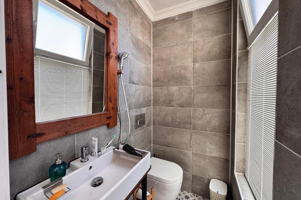 Panoramik Deniz Ve Doğa Manzaralı Havuzlu Sitede 3+1 Satılık Daire