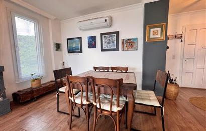 Panoramik Deniz Ve Doğa Manzaralı Havuzlu Sitede 3+1 Satılık Daire