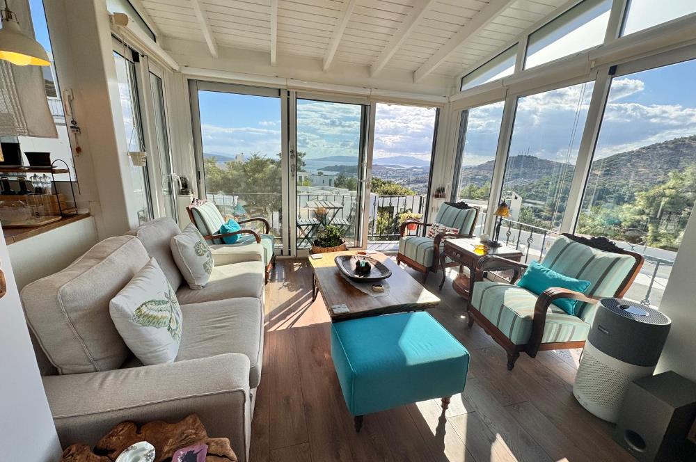 Panoramik Deniz Ve Doğa Manzaralı Havuzlu Sitede 3+1 Satılık Daire