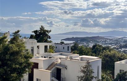 Panoramik Deniz Ve Doğa Manzaralı Havuzlu Sitede 3+1 Satılık Daire